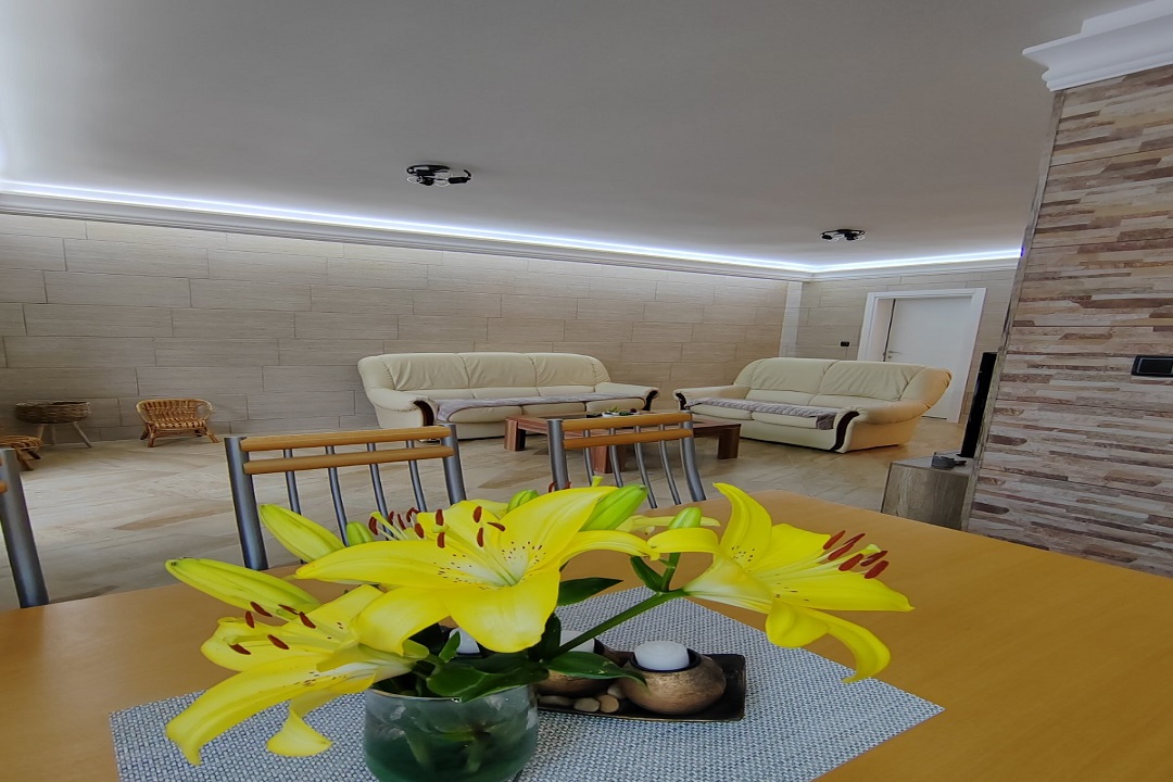 Luksuzno opremljen apartman